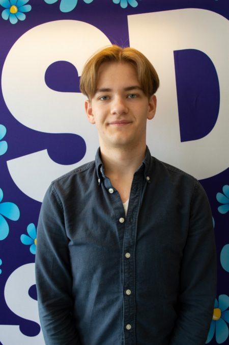 Bild på Adrian Holmlund